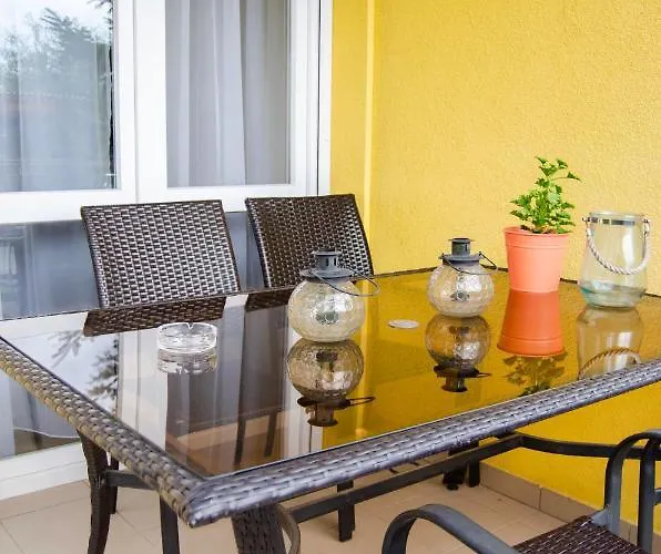 Apartment Bodo 2 *